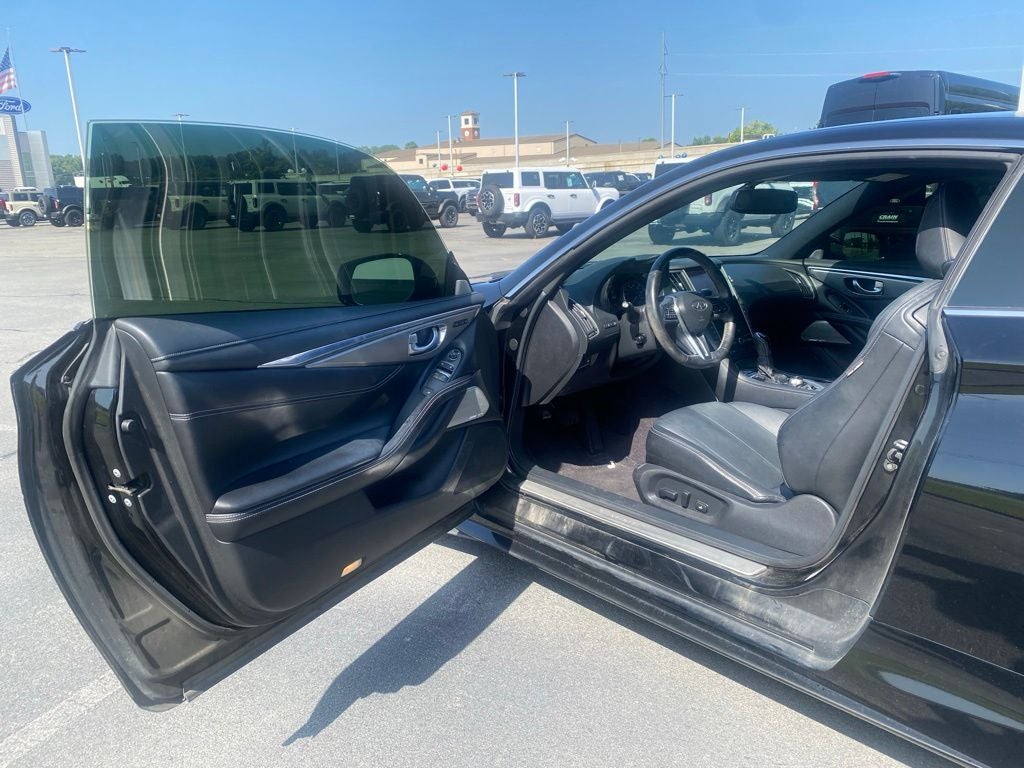 2018 INFINITI Q60 3.0t LUXE