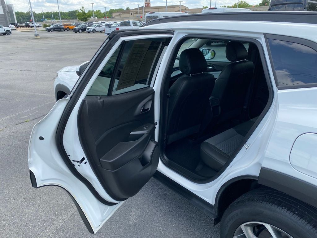 2024 Chevrolet Trax LT