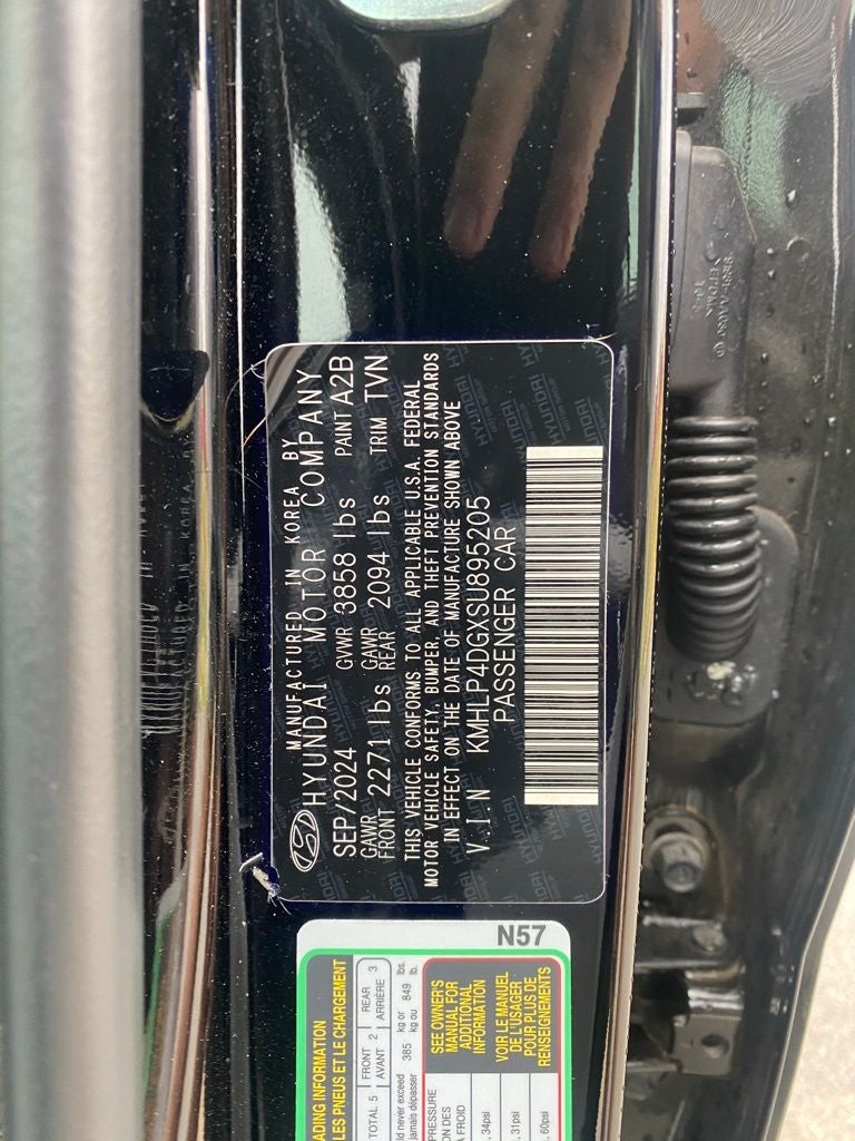 2025 Hyundai Elantra Limited