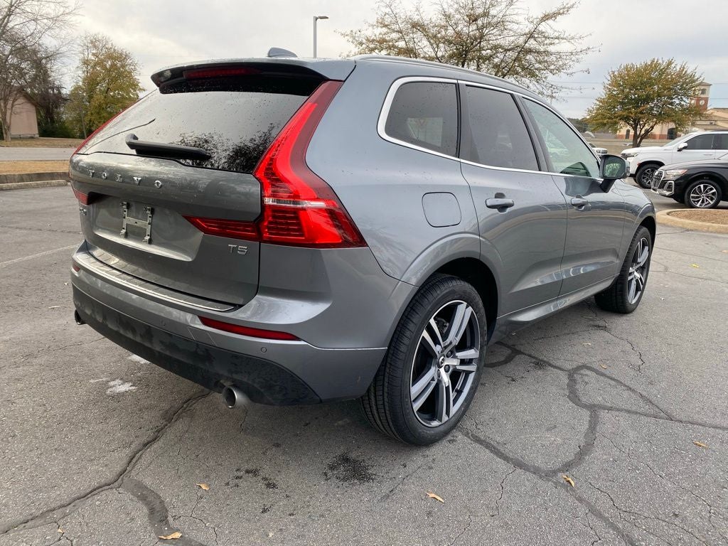 2021 Volvo XC60 T5 Momentum