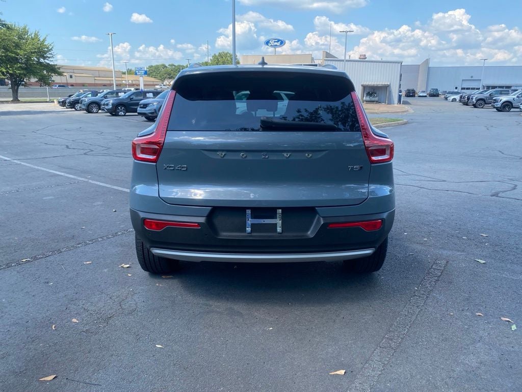 2022 Volvo XC40 Momentum - AWD - PREMIUM PKG