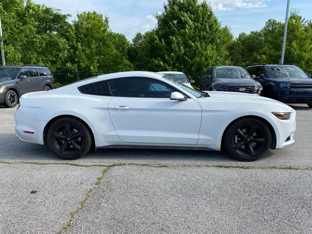 2016 Ford Mustang V6