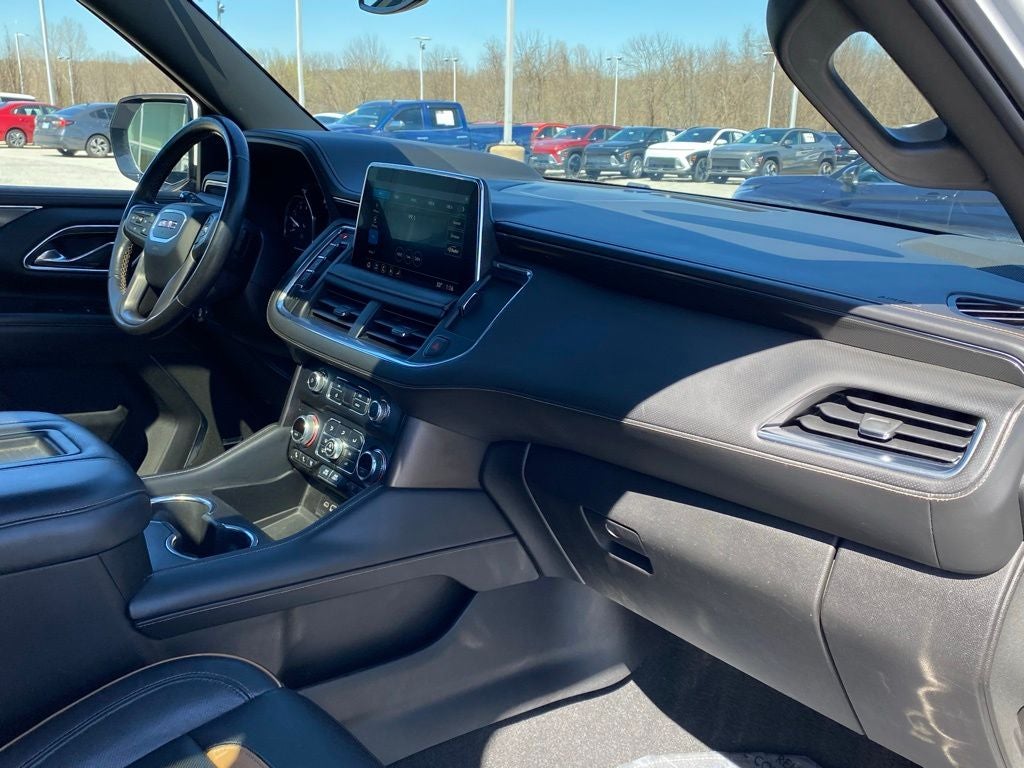 2021 GMC Yukon XL AT4