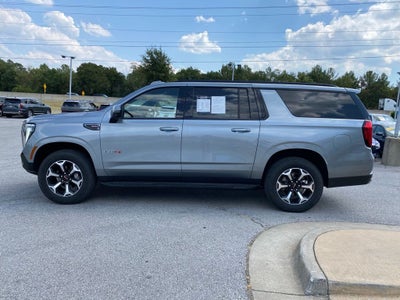 2025 GMC Yukon XL AT4