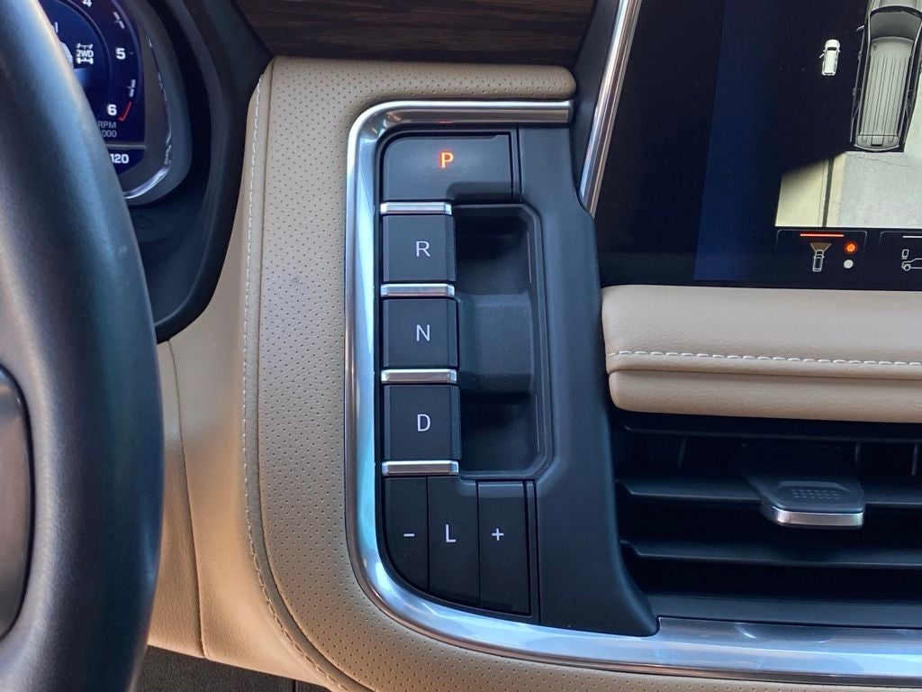 2024 Chevrolet Suburban Premier