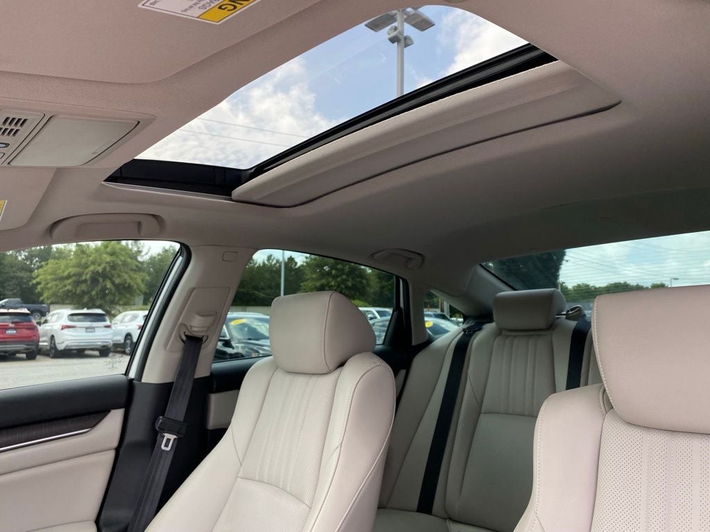 2022 Honda Accord Hybrid Touring