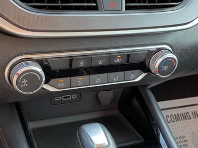 2025 Nissan Altima 2.5 SR