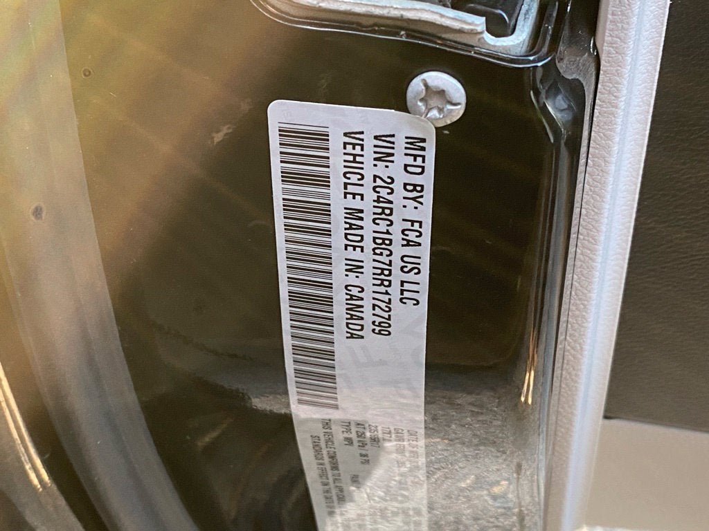 2024 Chrysler Pacifica Touring L