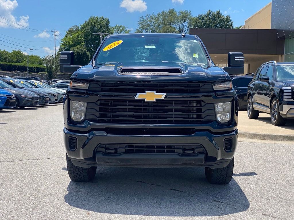2024 Chevrolet Silverado 2500HD Custom