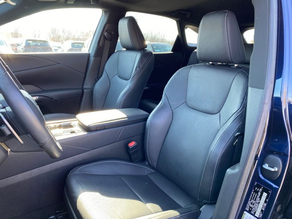2023 Lexus RX 350 Premium Plus Heated & Cooled Seats, Pano Roof