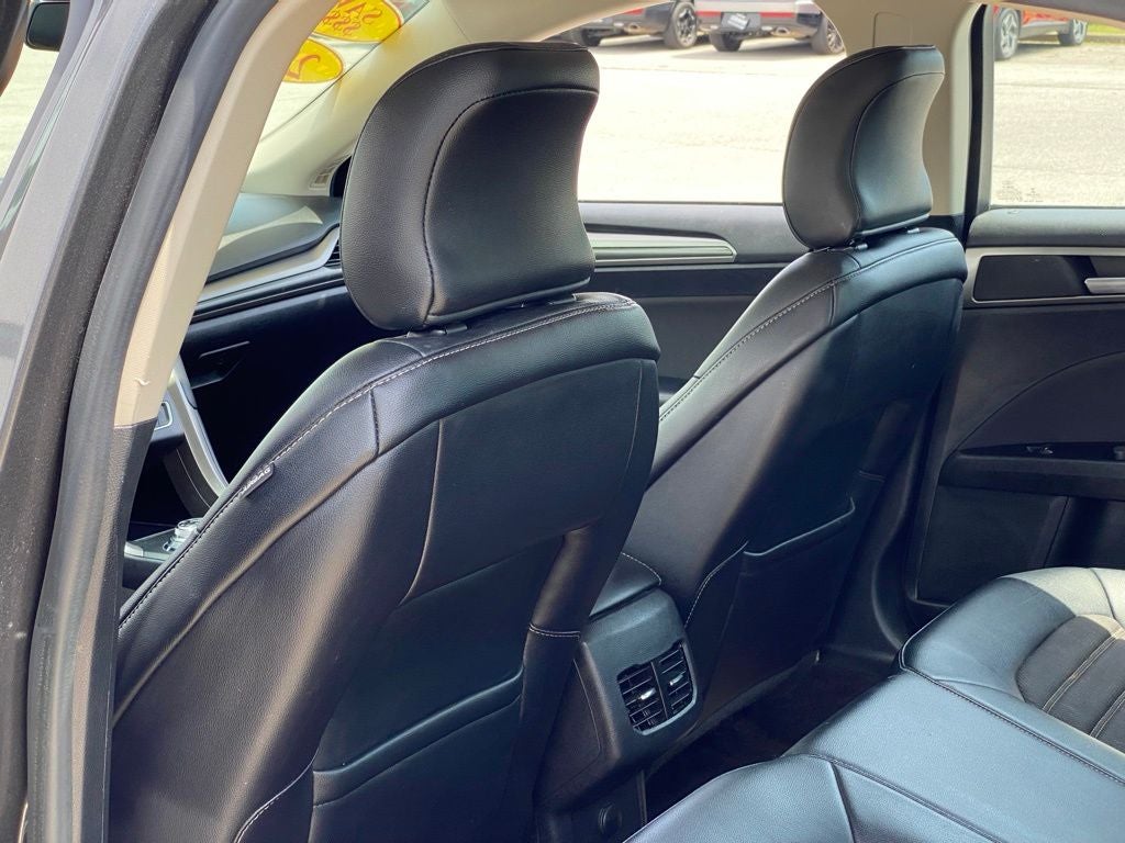2017 Ford Fusion SE