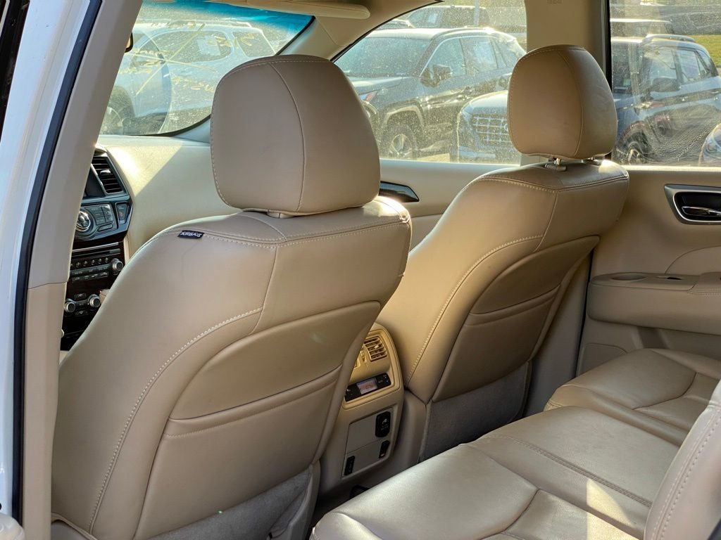 2015 Nissan Pathfinder SL