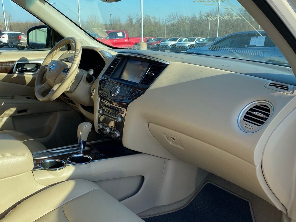 2015 Nissan Pathfinder SL