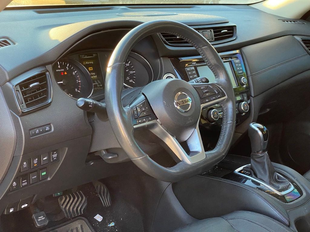 2017 Nissan Rogue SL