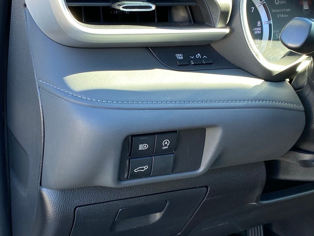 2024 Toyota Highlander LE ALL WHEEL DRIVE