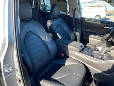 2024 Toyota Highlander LE ALL WHEEL DRIVE