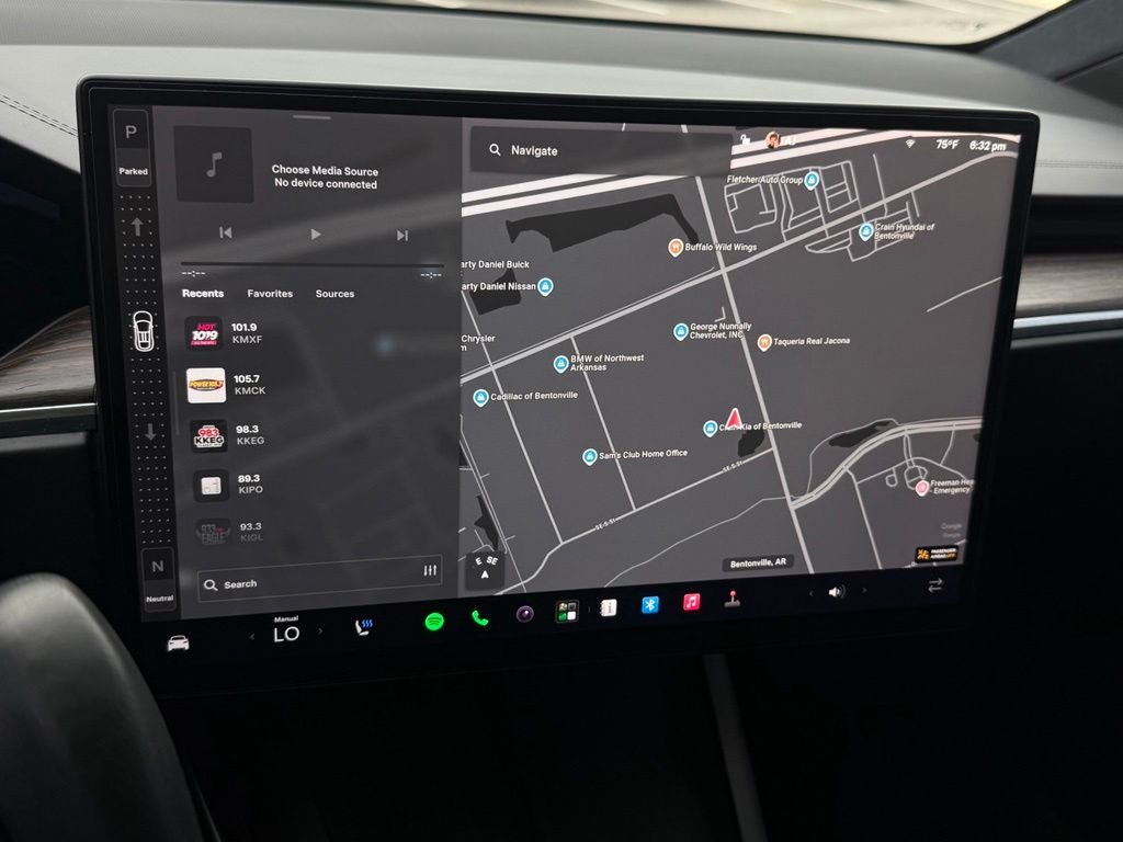 2022 Tesla Model X Base