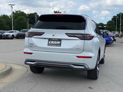 2025 Mitsubishi Outlander SEL