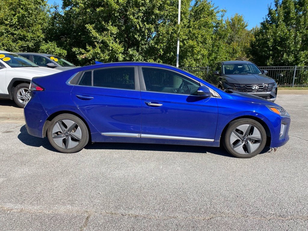 2022 Hyundai Ioniq Hybrid Limited
