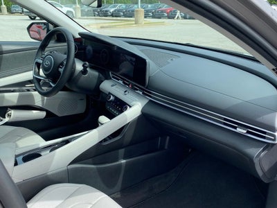 2022 Hyundai Elantra Limited
