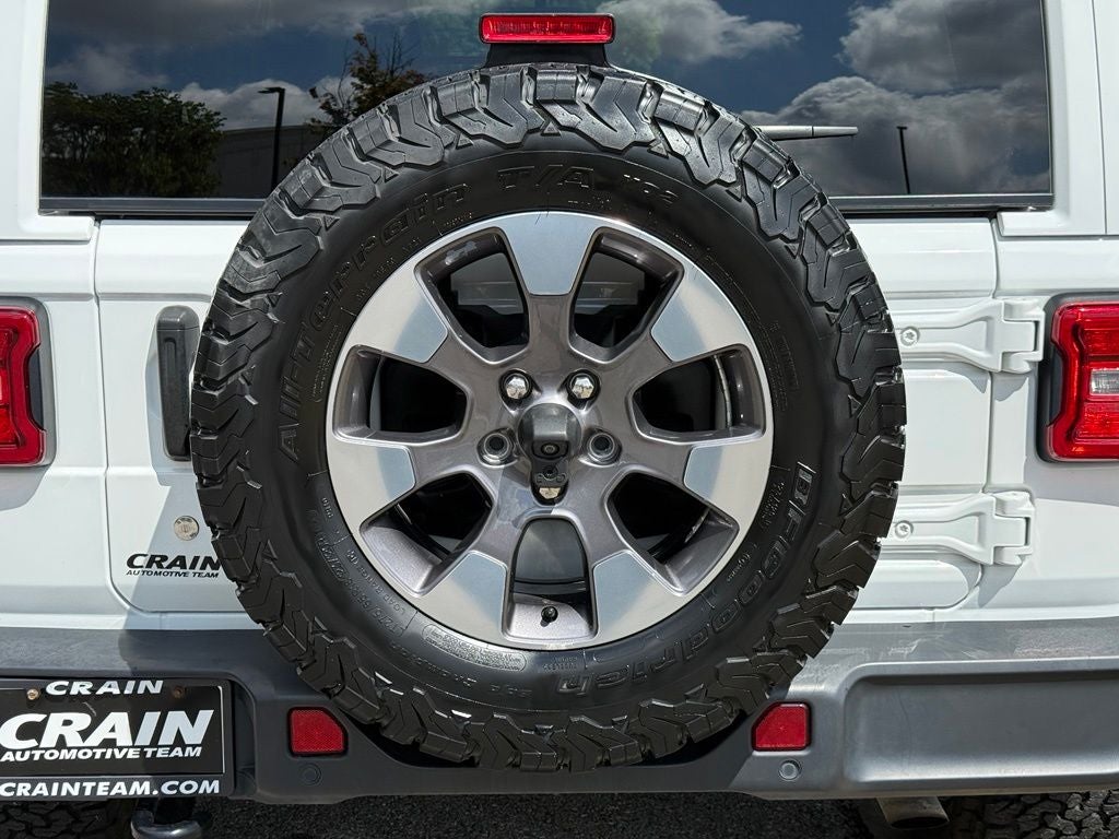 2019 Jeep Wrangler Unlimited Sahara - 4WD / CLEAN CARFAX / DANA AXLE