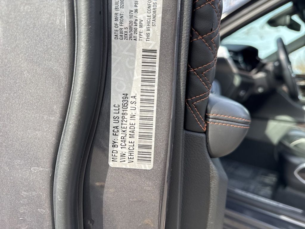 2023 Jeep Grand Cherokee L Summit HEMI