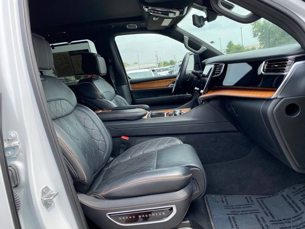 2024 Jeep Grand Wagoneer L Series III MCINTOSH AUDIO / 1 OWNER / 4X4