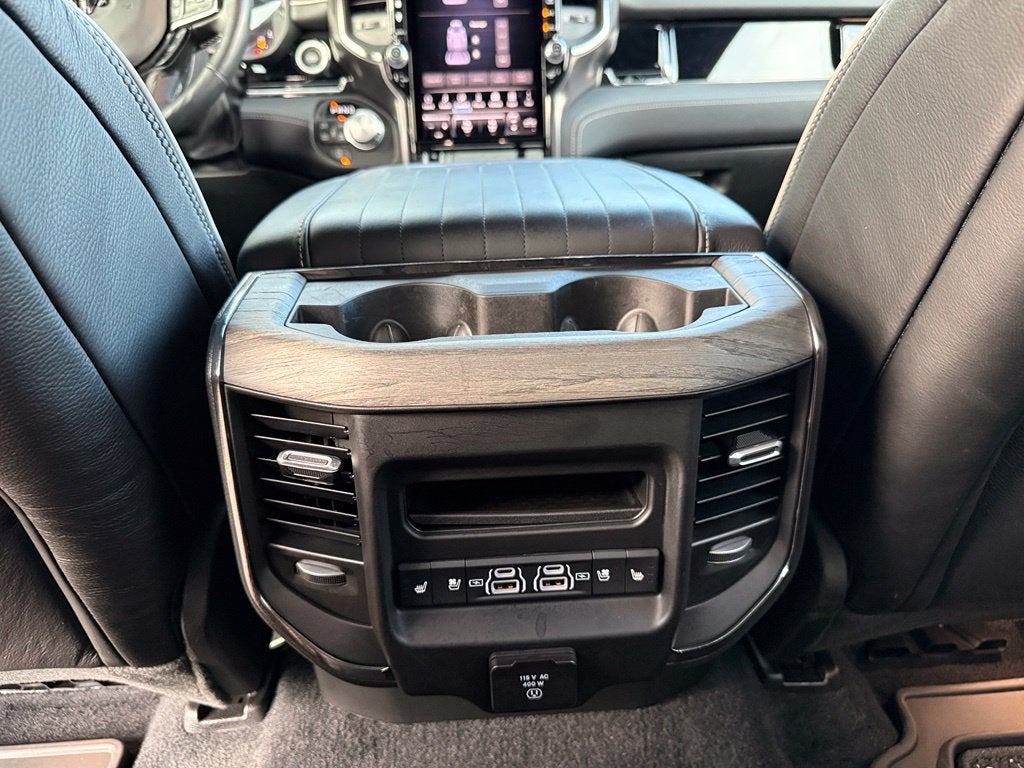 2026 RAM 1500 Limited - 4WD / PANORAMIC SUNROOF / CLEAN CARFAX