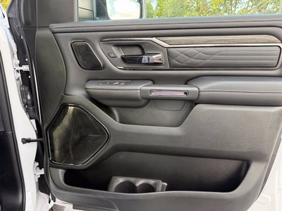 2026 RAM 1500 Limited - 4WD / PANORAMIC SUNROOF / CLEAN CARFAX