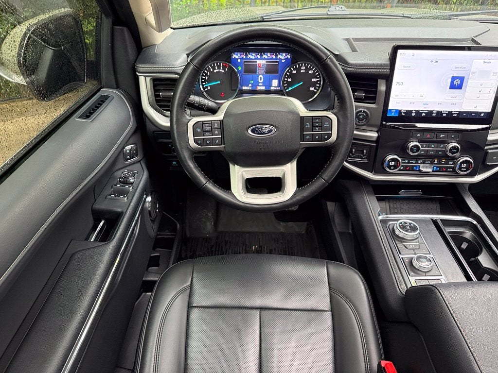2024 Ford Expedition Max XLT - 4WD / PANORAMIC SUNROOF / ONE OWNER