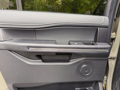 2024 Ford Expedition Max XLT - 4WD / PANORAMIC SUNROOF / ONE OWNER