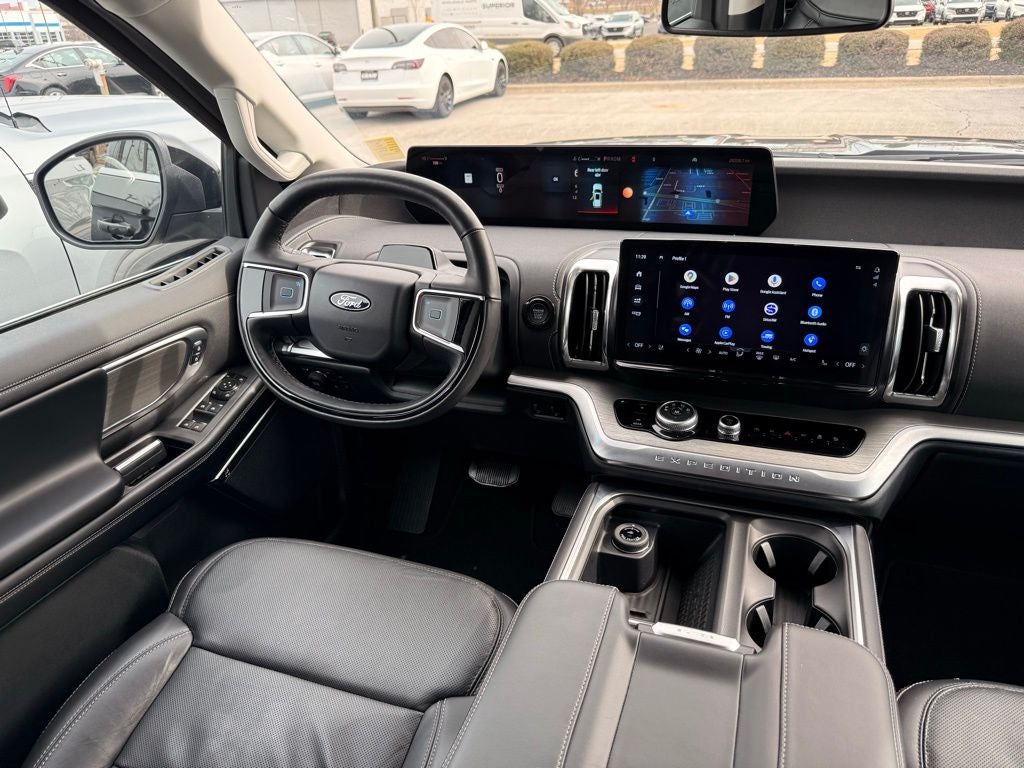 2025 Ford Expedition Max Platinum