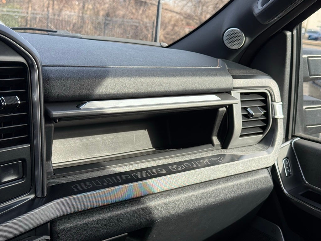 2024 Ford F-250SD Platinum Work + Luxury