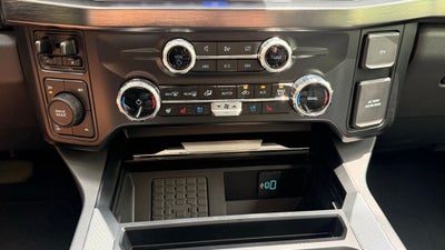 2024 Ford F-250SD Lariat ONE OWNER CLEAN CARFAX