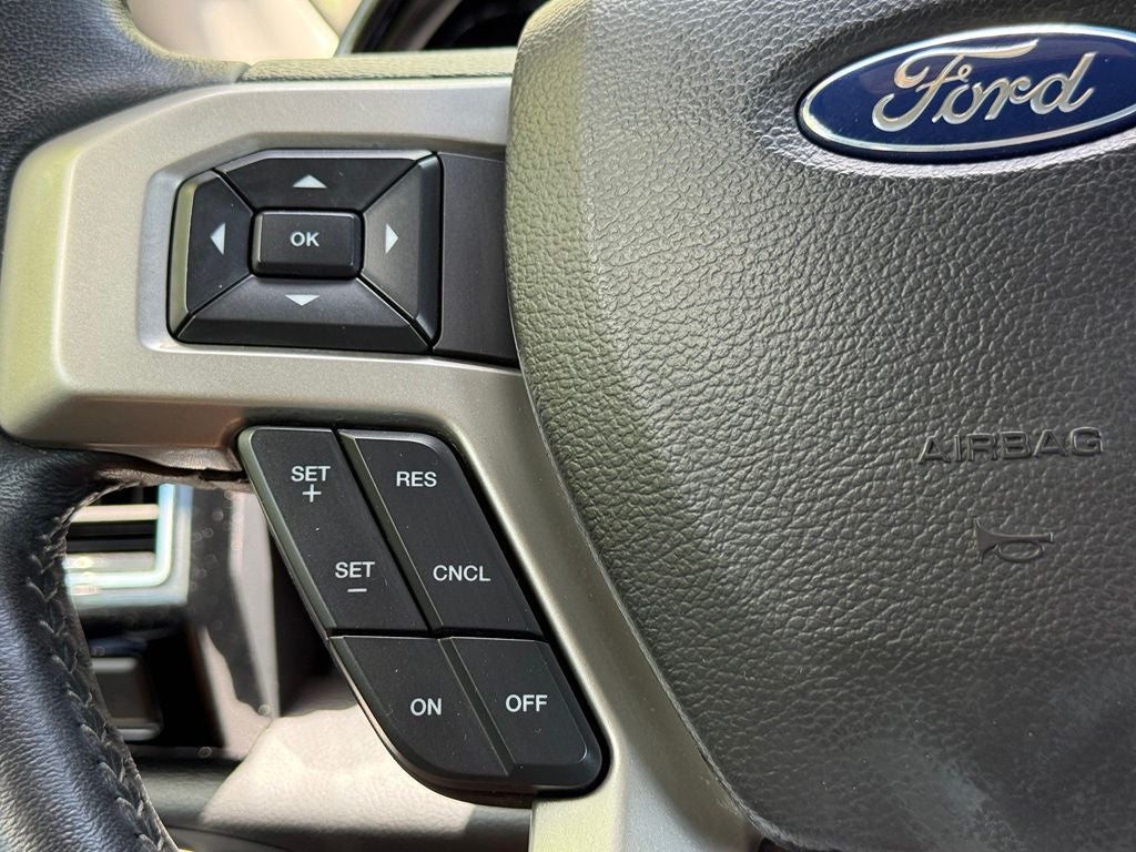 2021 Ford F-250SD Lariat BLACK WIDOW