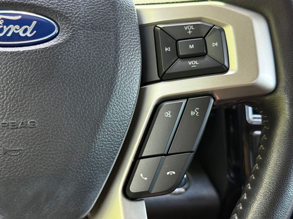 2021 Ford F-250SD Lariat BLACK WIDOW