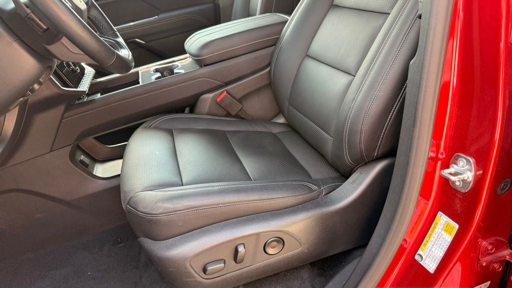 2026 GMC Acadia Elevation LOW MILES