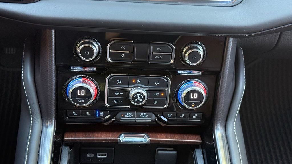 2023 GMC Yukon XL Denali Ultimate