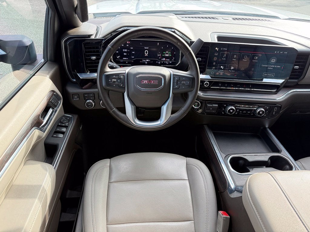 2024 GMC Sierra 2500HD SLT - 4WD / CLEAN CARFAX HISTORY