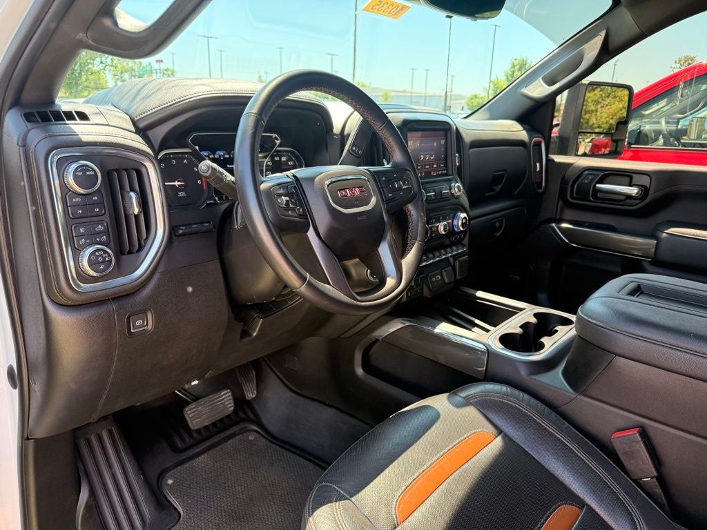 2022 GMC Sierra 2500HD AT4 ONE OWNER CLEAN CARFAX