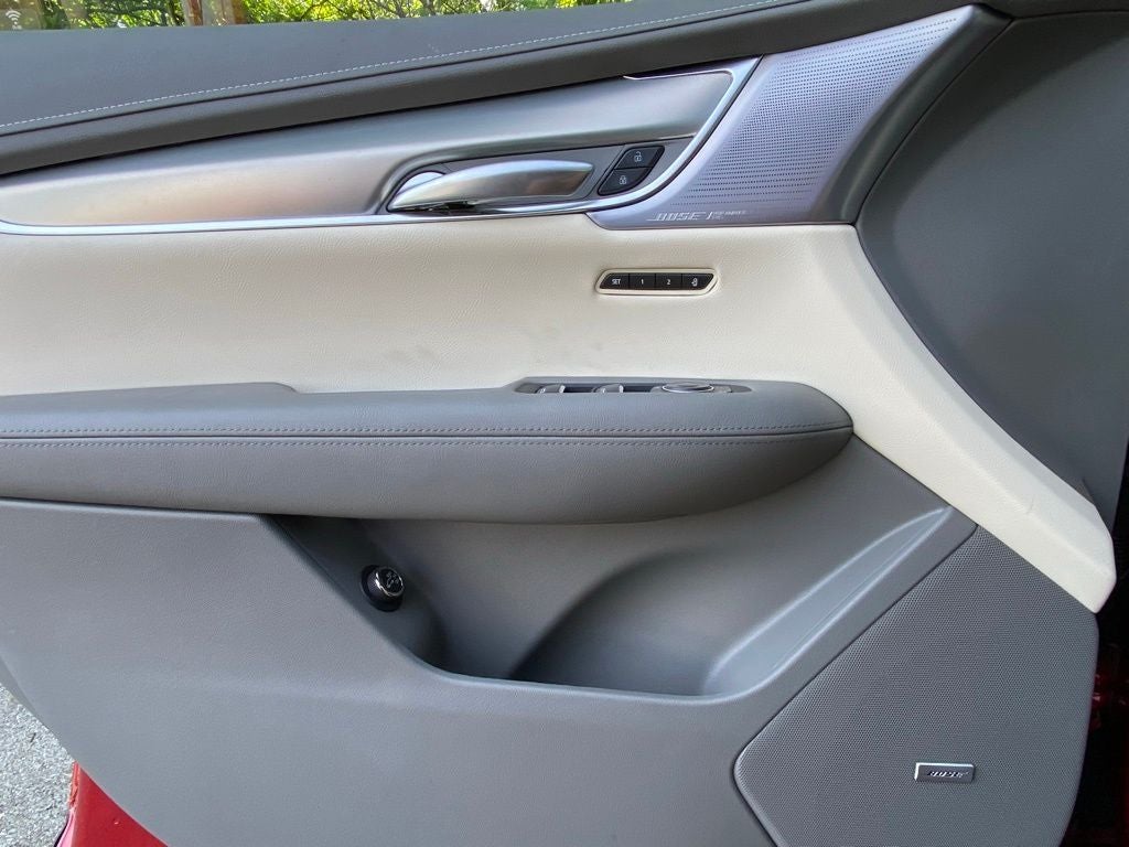 2025 Cadillac XT5 Premium Luxury ONE OWNER CLEAN CARFAX