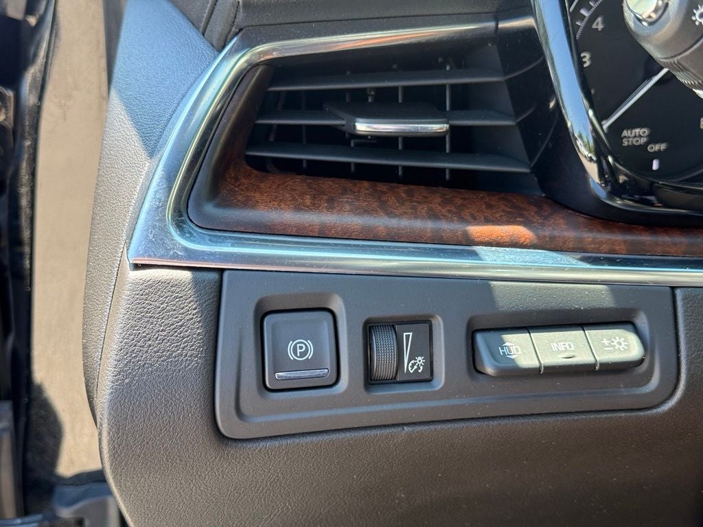 2022 Cadillac XT5 Sport HUD