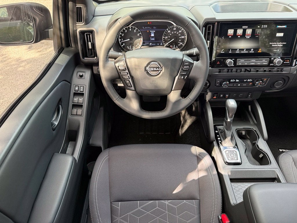 2026 Nissan Frontier SV - 4WD / CLEAN CARFAX / ONE OWNER