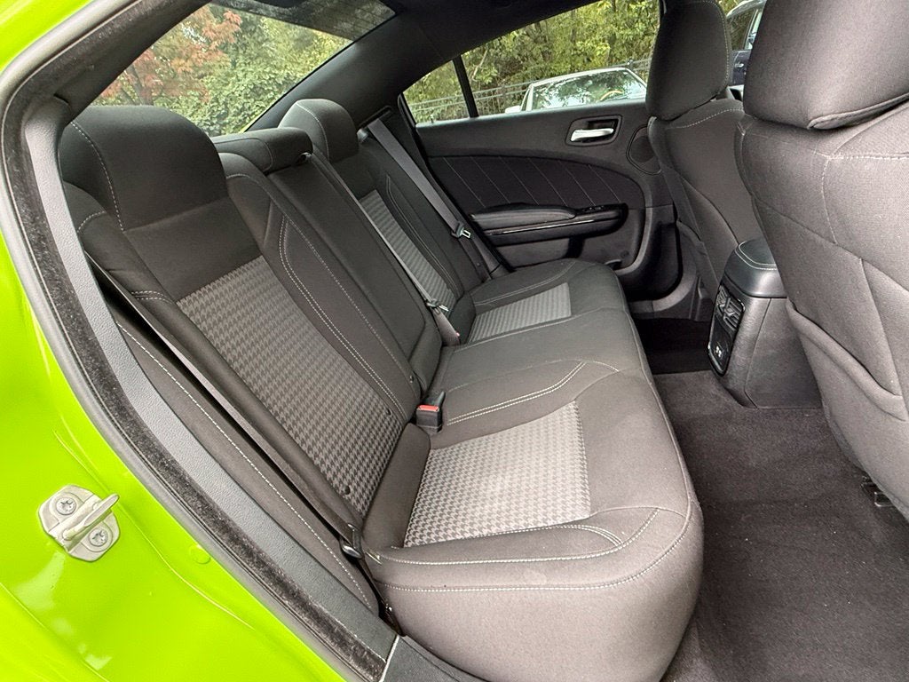 2023 Dodge Charger SXT - AWD / SUNROOF / CLEAN CARFAX
