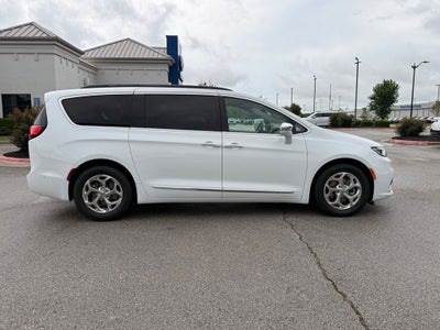 2022 Chrysler Pacifica Limited