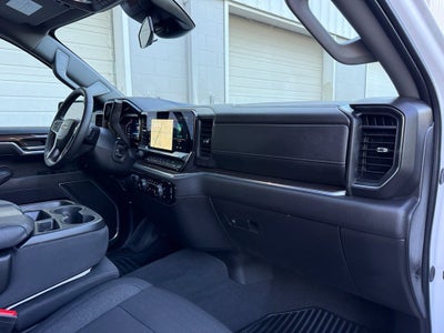 2025 Chevrolet Silverado 1500 LT - 4WD / LIFTED! / CLEAN CARFAX