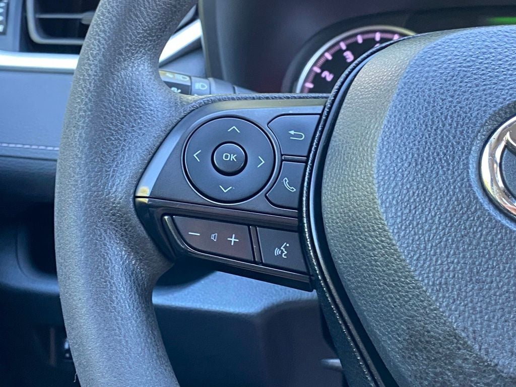2021 Toyota RAV4 XLE APPLE CAR PLAY