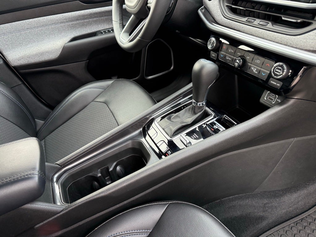 2025 Jeep Compass Latitude ONE OWNER CARFAX