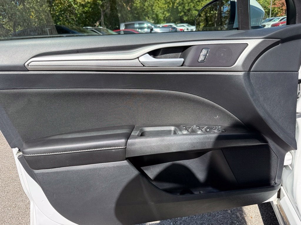 2020 Ford Fusion SE - SUNROOF