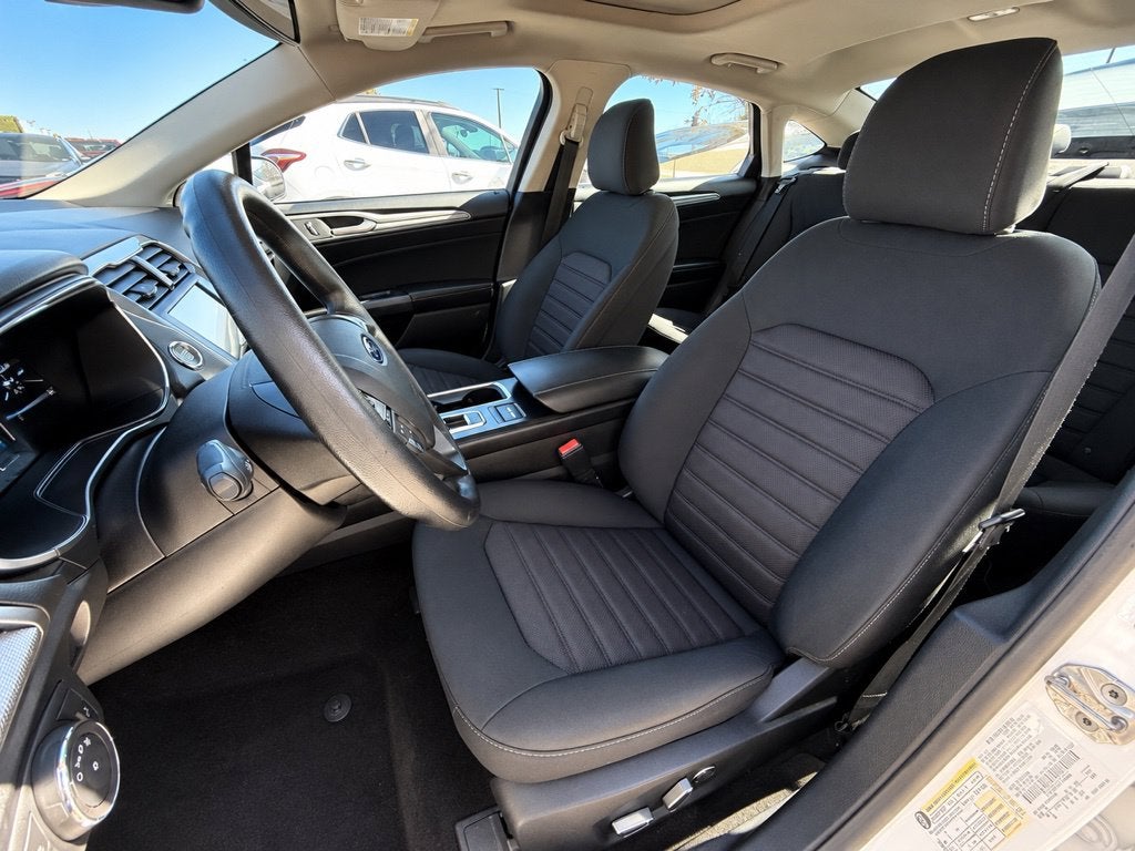 2020 Ford Fusion SE - SUNROOF